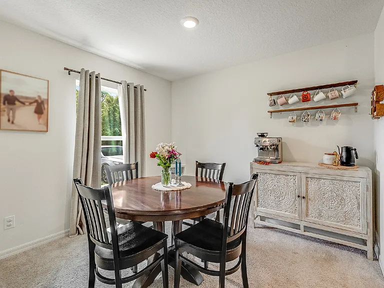 514 Plumbago Rd NW — Photo 4
