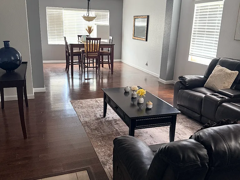 14331 Aaron Ct — Photo 5