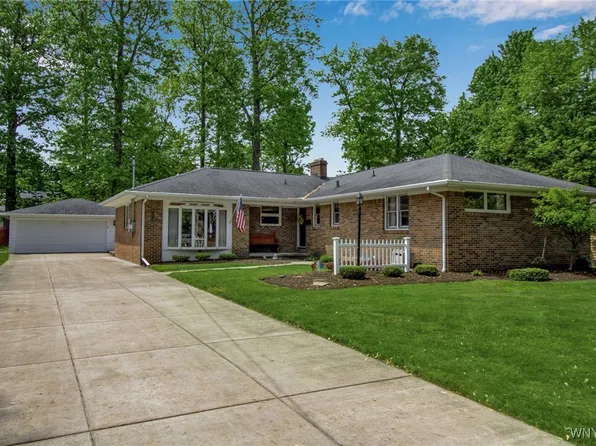 187 Hi View Ter, West Seneca, NY 14224