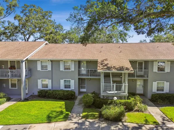 1420 Oakhill Dr #203, Dunedin, FL 34698