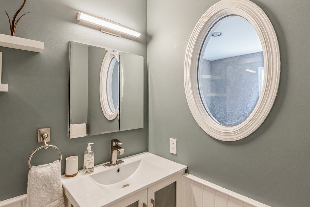  Upstairs Bathroom