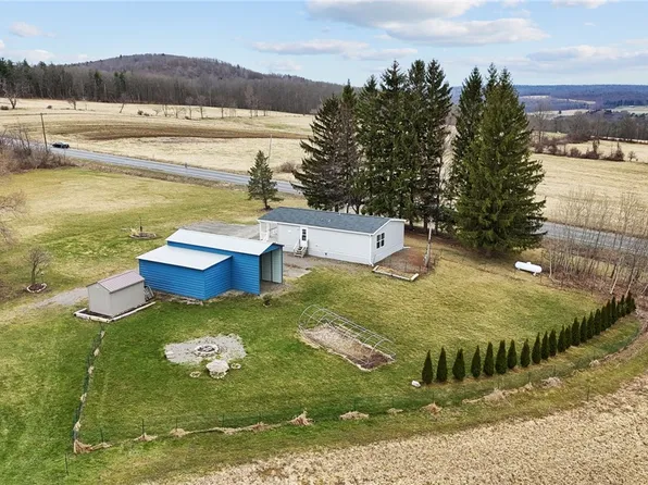 517 Black Oak Rd, Newfield, NY 14867