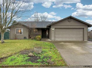 460 N 8th St, Aumsville, OR 97325