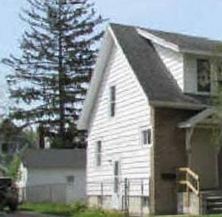 3rd image of 1017 Smith Ave