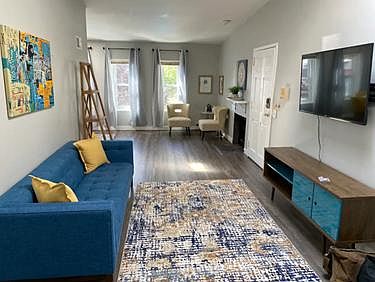 1st image of 402 N Alfred St #1