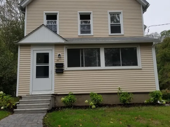22 Spring St #B, Deep River, CT 06417