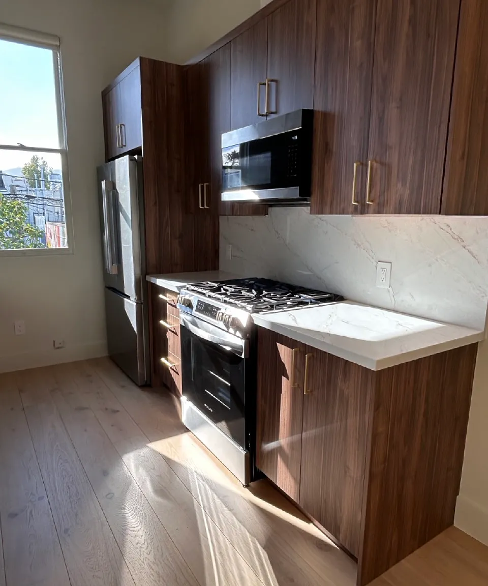 2 bed, 1100 sqft, $7,400 — Photo 2