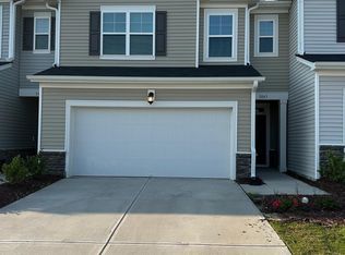 5043 Arkose Dr, Raleigh, NC 27610