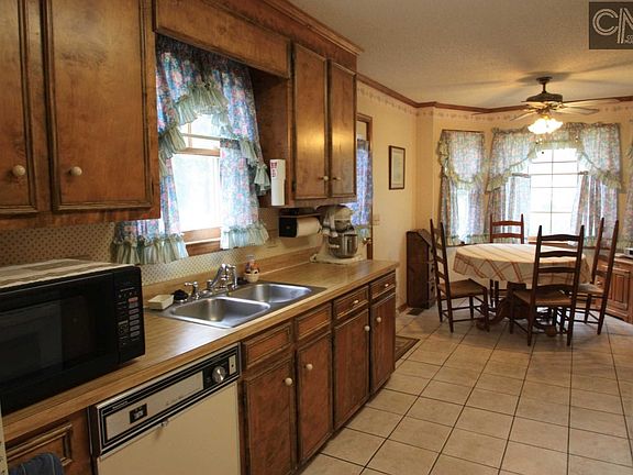 4th image of 7313 Fontana Dr