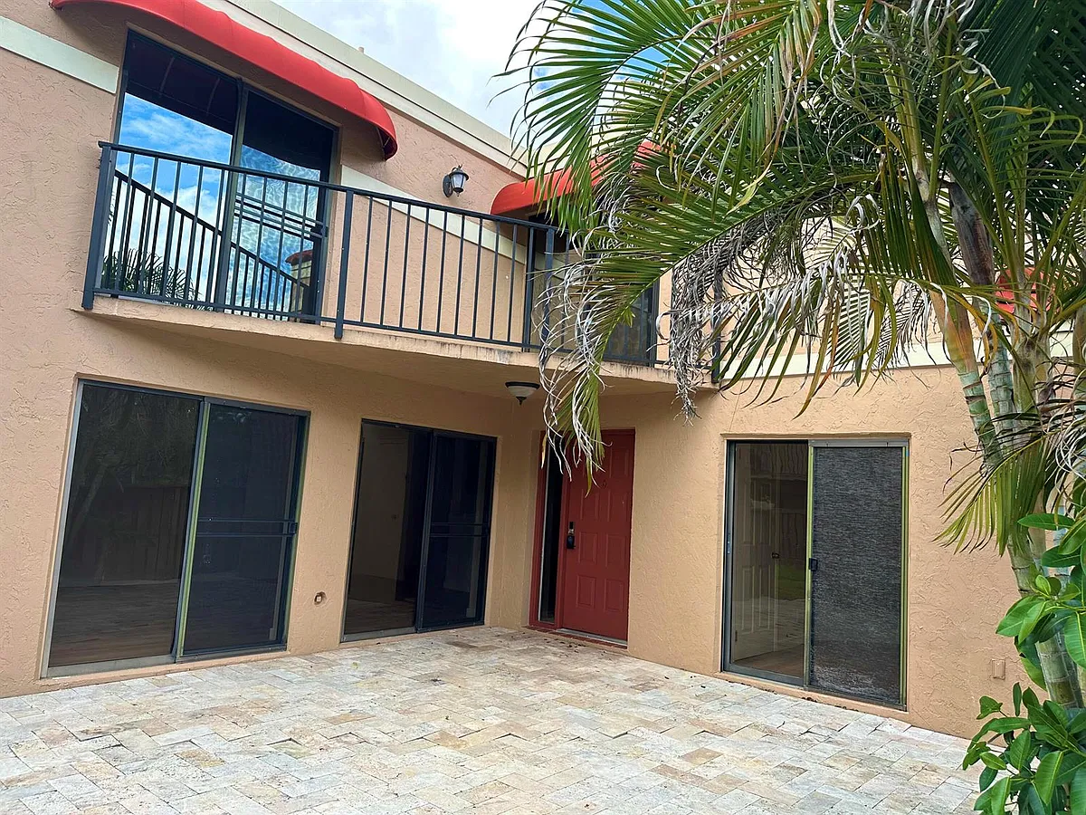 Building Photo - 8074 Severn Dr