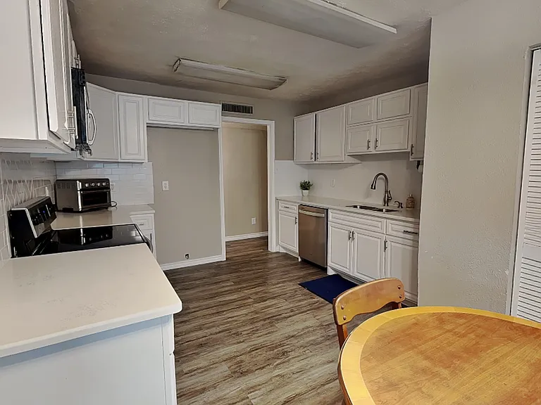 1240 Whittenburg Dr — Photo 7