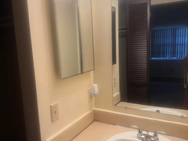 Regency Dr — Photo 7