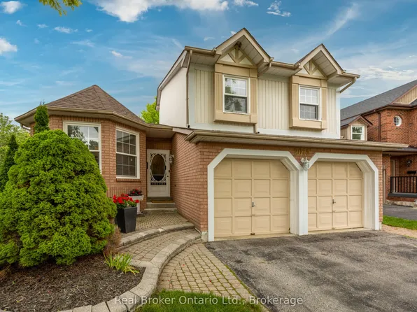 2015 Blairwood Ct, Pickering, ON L1X 2S3