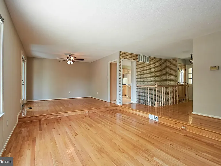 1513 Gingerwood Ct — Photo 6