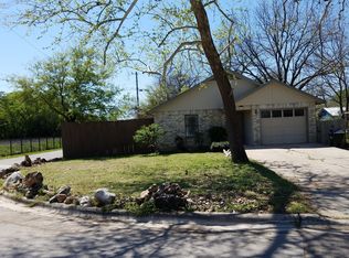 129 Riverside Dr, San Marcos, TX 78666