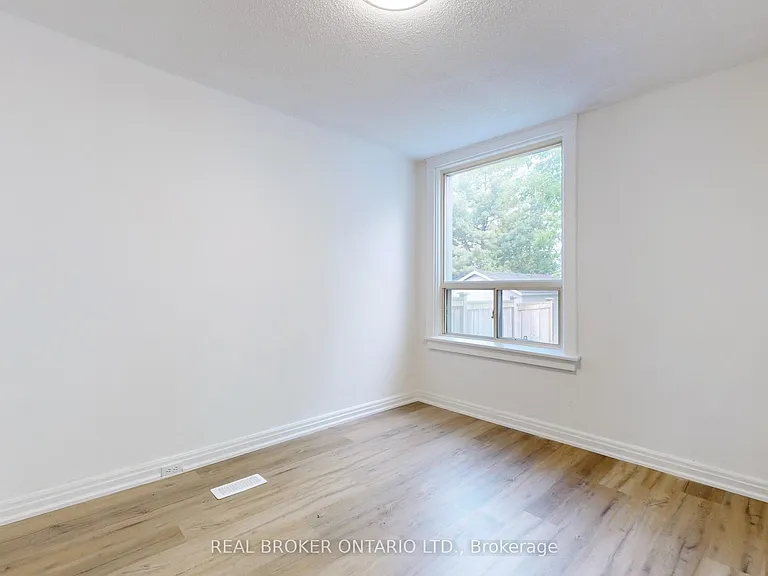 102 Bowie Ave #MAIN — Photo 20
