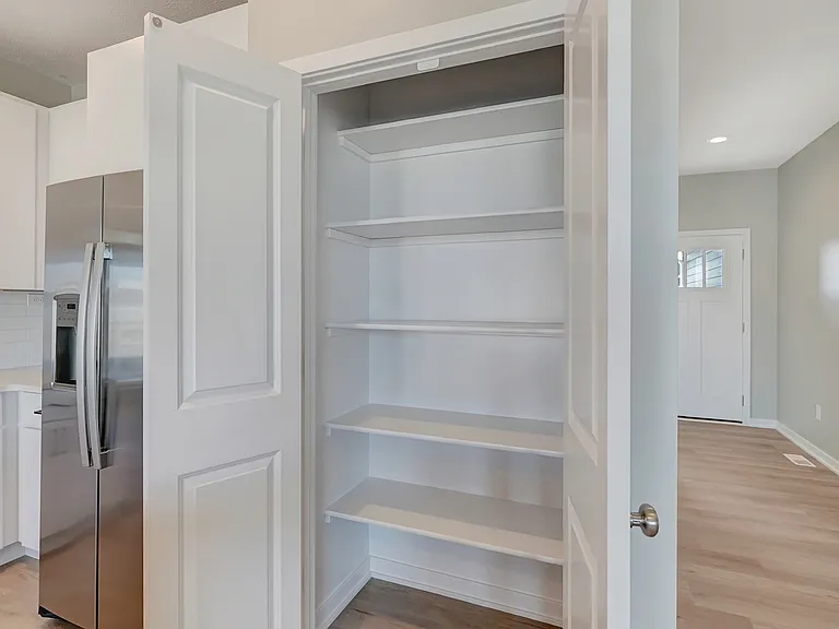 9001 S 42nd St — Photo 21