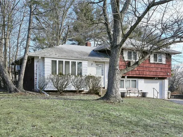 9 Briarcliff Drive, Monsey, NY 10952