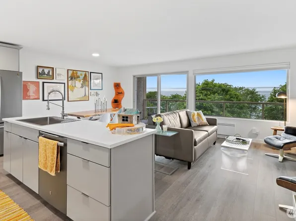 414 Boulevard #203, Bellingham, WA 98225