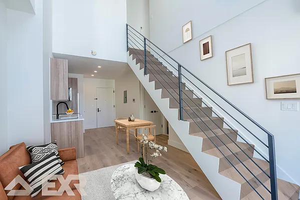 Rented by EXR | media 2