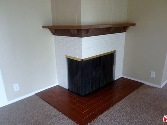 4th image of 927 S Fircroft St