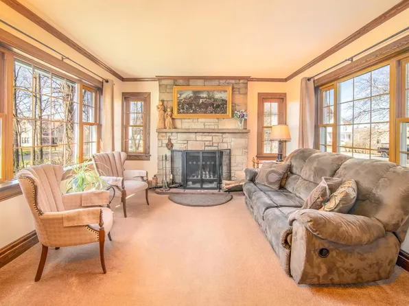 610 Clyman STREET, Watertown, WI 53094