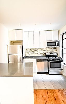 5th image of 539 W 155th St APT 32