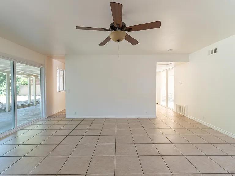 7325 Layton St — Photo 10