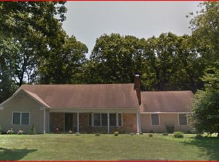 54 Sycamore Cir, Stony Brook, NY 11790