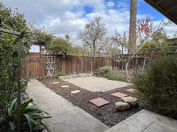 2nd image of 2206 Datoro Dr