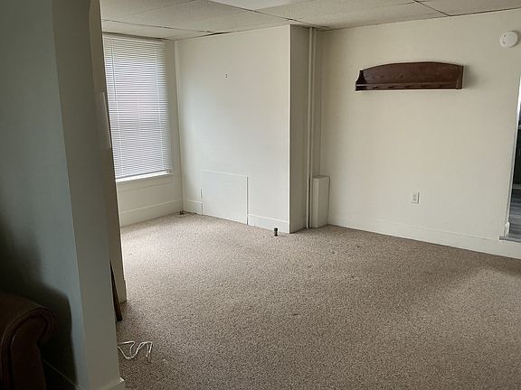 3rd image of 502 22nd Ave
