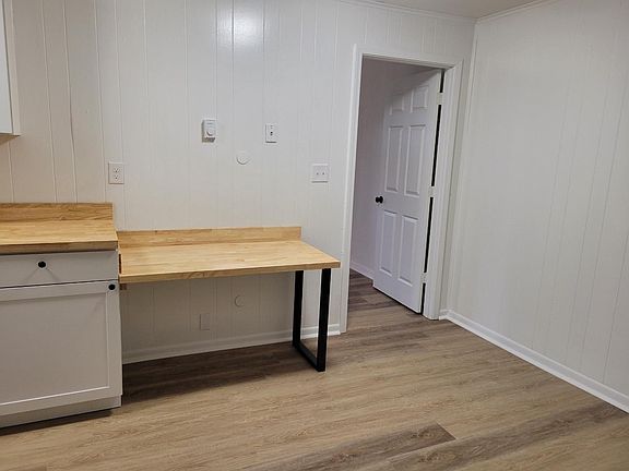 2nd image of 3014 Forestdale Ave APT 21