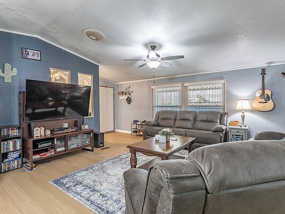 5th image of 3717 S Lakeside Cir