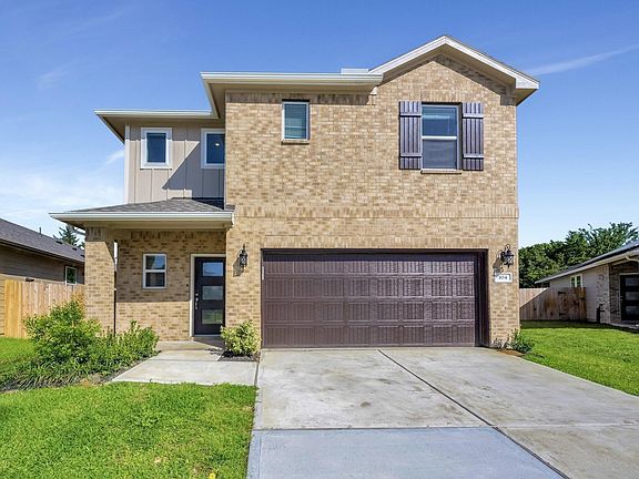 2nd image of 104 Clay Creek Ln