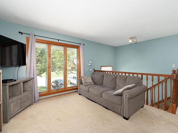 5th image of 221 Caldwell Dr