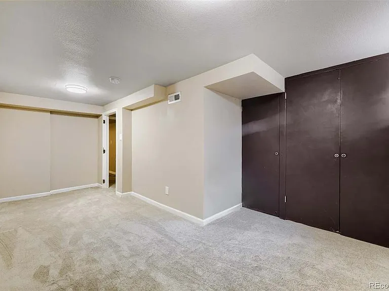 1665 S Columbine St — Photo 12