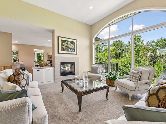 2nd image of 2640 Snowmass Cir