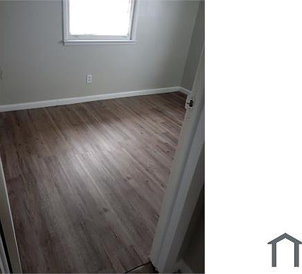 3rd image of 7101 S Primrose Pkwy #7101