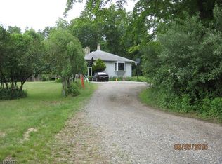 231 Pleasant Grove Rd, Long Valley, NJ 07853