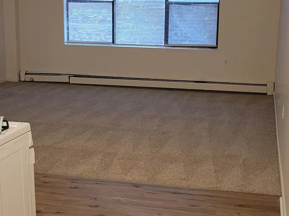 992 Broadway image 9 of 10