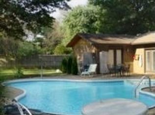 2731 W White Oak Dr, Rogers, AR 72758
