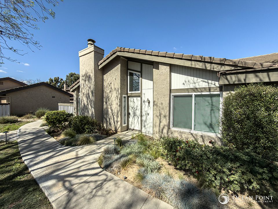 1st image of 438 Sobre Colinas Pl