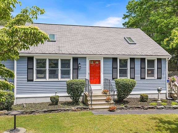 2nd image of 71 Cains Hill Dr