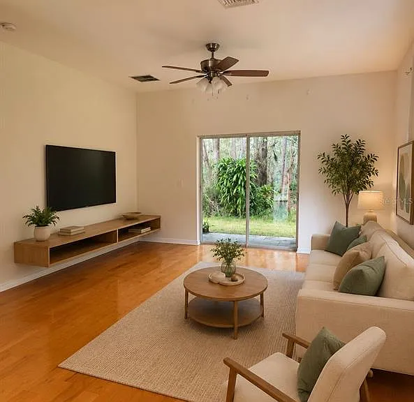 20428 Harvest Oak Ct — Photo 4