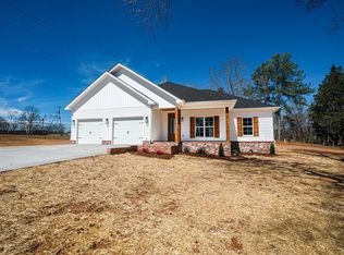 247 Elgin Hills Dr, Rogersville, AL 35652