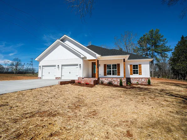 247 Elgin Hills Dr, Rogersville, AL 35652