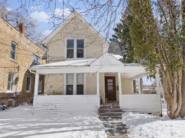 219 Rome Ave, Rockford, IL 61107