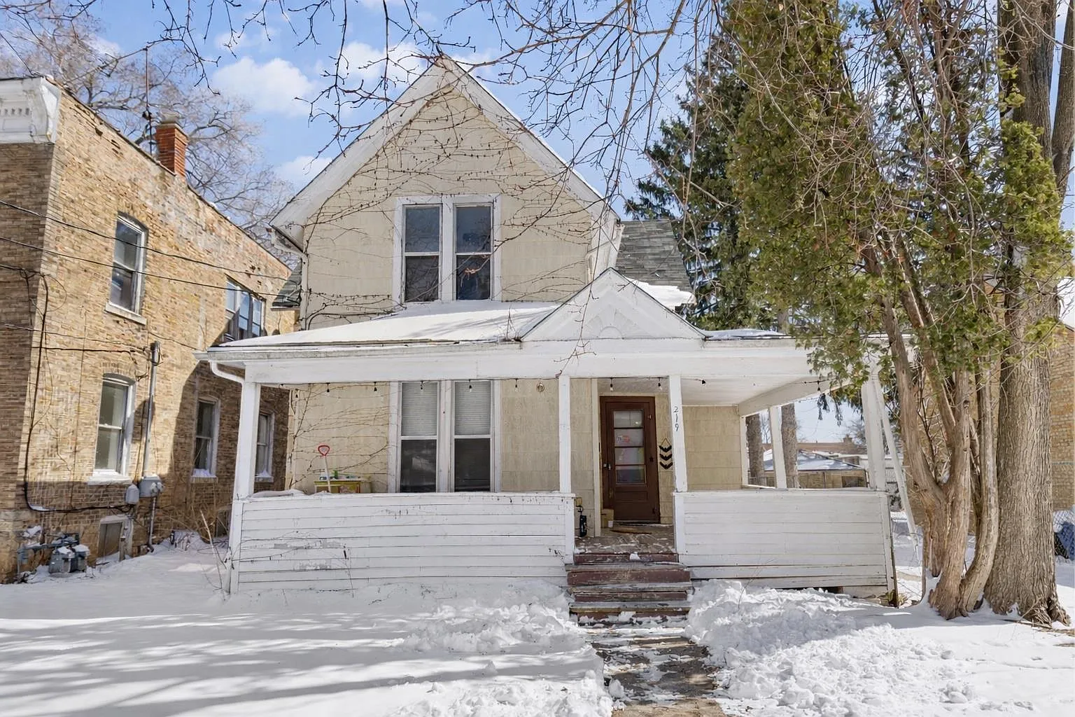 219 Rome Ave photo 1