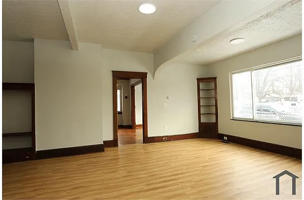 Building Photo - 5611 Fleet Ave