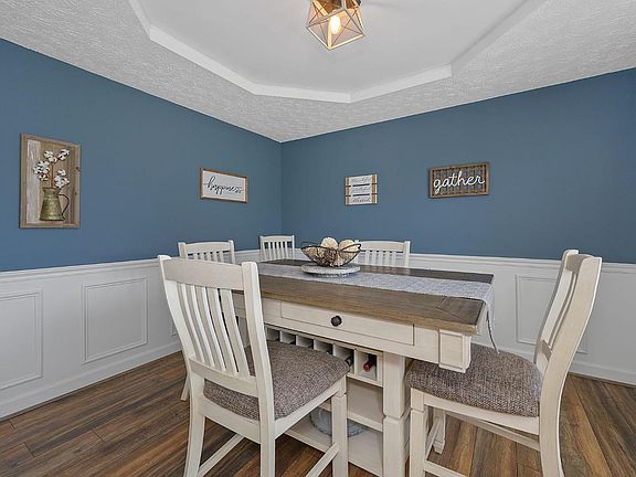 4th image of 6589 Michelle Ln